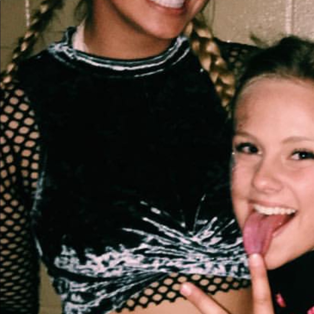 velvet crop top